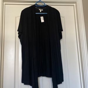 🌺 NWT light weight cardigan